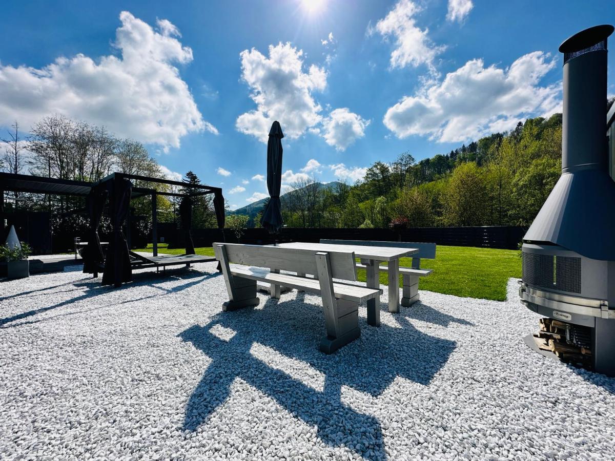 Voralpen Lodge - Ferienhaus Mit Gym & Wellnessbereich Traisen Zewnętrze zdjęcie
